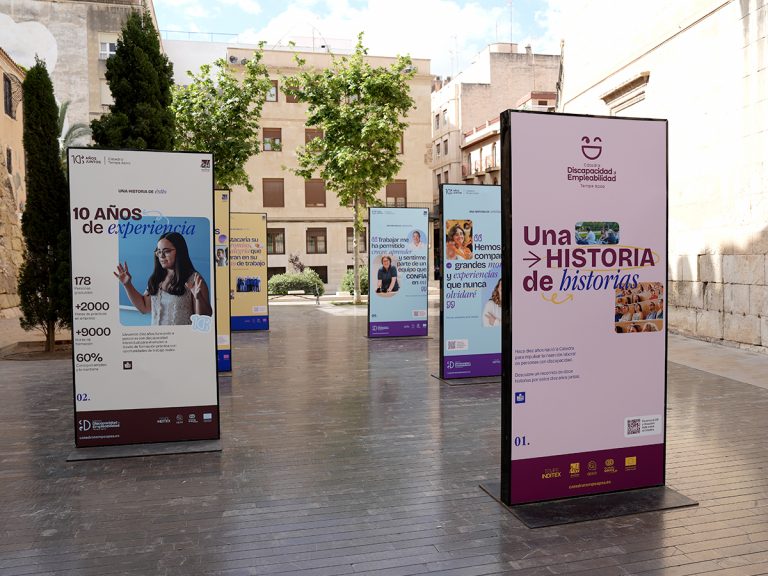 (Español) Inauguración de una exposición itinerante con motivo del X Aniversario de la Cátedra TEMPE-APSA