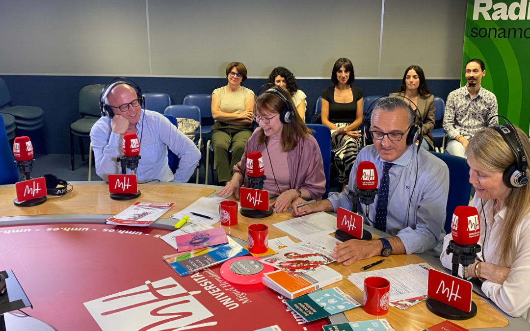 (Español) Celebración del X Aniversario de la Clínica Jurídica con la emisión de un programa especial en la Radio de la Universidad